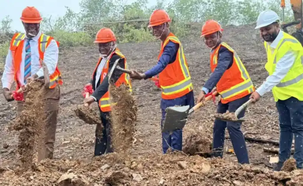 The project is notably being implemented by the Ministry of Education, in collaboration with the Ministry of Infrastructure, as part of the Grenada Enhancement Project (GEEP). 