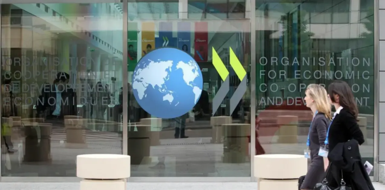 Experts caution that introducing a residency requirement to Citizenship by Investment (CBI) programmes could trigger objections from the OECD, as these schemes are traditionally designed to grant citizenship without physical residence.