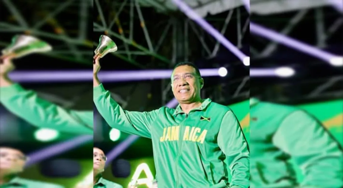 At a mass rally in Half-Way Tree, PM Andrew Holness declared that the parties are fighting for Jamaica’s future.