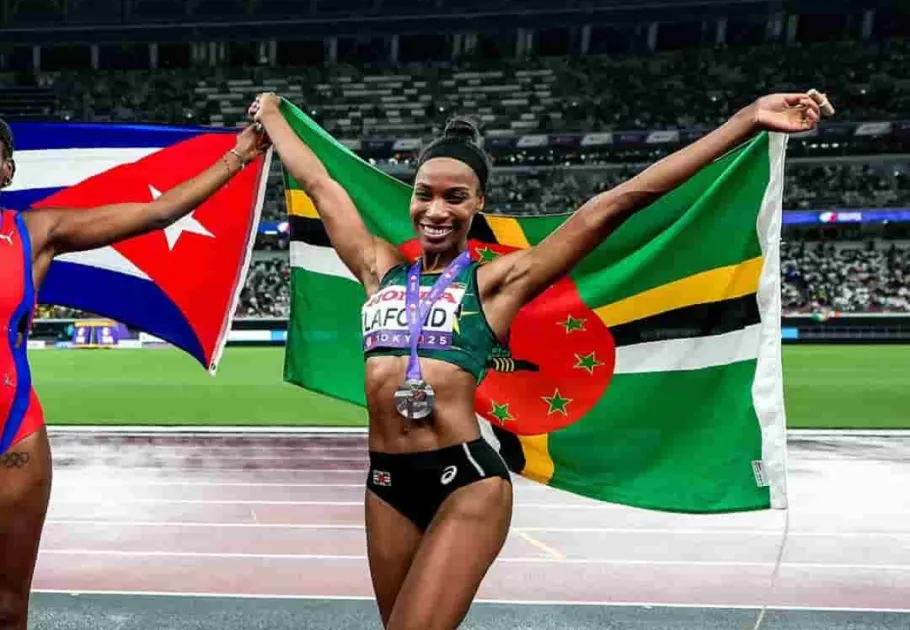 Thea Lafond was left behind Cuba's Leyanis Perez Hernandez and was followed by Yulimar Rojas of Venezuela at the championship. Thea Lafond was left behind Cuba's Leyanis Perez Hernandez and was followed by Yulimar Rojas of Venezuela at the championship.