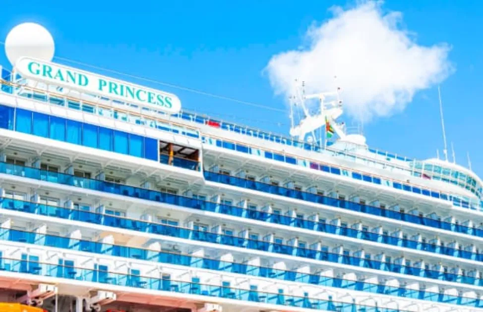 Dominica opens 2025/2026 cruise season with MV Grand Princess