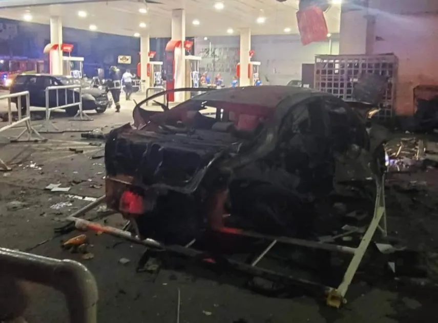 The Guyana Fire Service is actively investigating an explosion that caused extensive damage, authorities confirmed. The Guyana Fire Service is actively investigating an explosion that caused extensive damage, authorities confirmed.