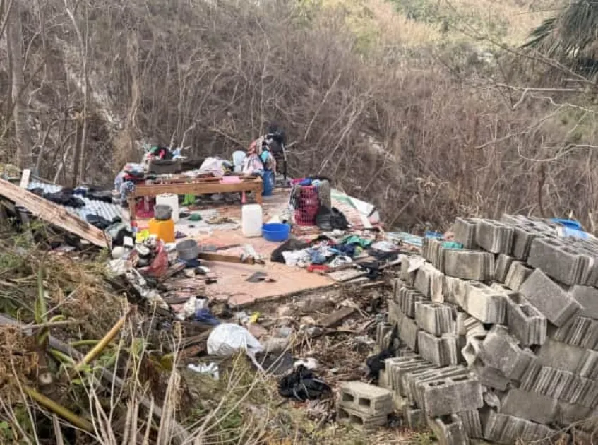 After finding shelter in a Jamaican town, he was reunited with his family, bringing them immense relief.