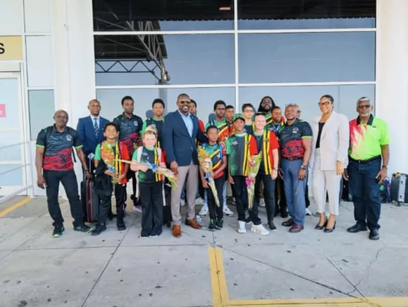 Minister of Sports Samal Duggins, along with officials from the St. Kitts and Nevis Aquatics Federation (SKNAF), led the welcoming ceremony.