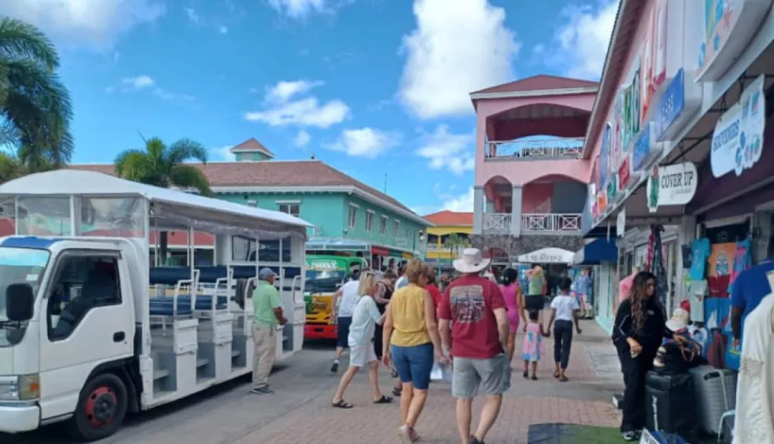 St Kitts and Nevis: Nearly 16,000 cruise passengers arrive over Christmas