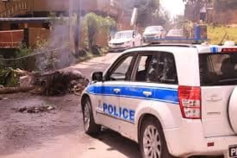 During the vehicle search, police seized alcoholic beverages, clothing, footwear, pepper sauce, and a container of cheese suspected to be uncustomed goods.