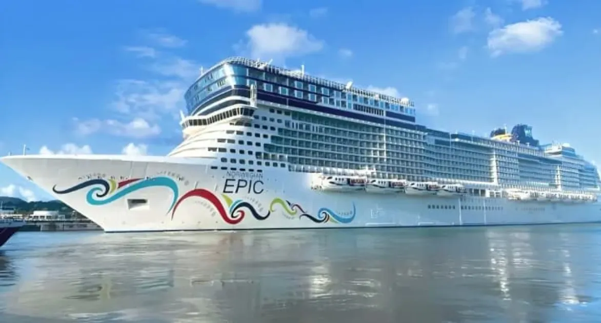 Antigua and Barbuda’s cruise tourism sector thrives as over 13,000 guests and crew arrive in a single day, marking a strong end to March 2026.