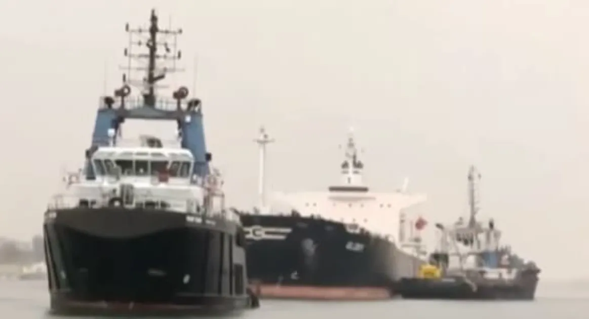 Pirates Hijack St. Kitts and Nevis-Flagged Cargo Vessel off Somali Coast