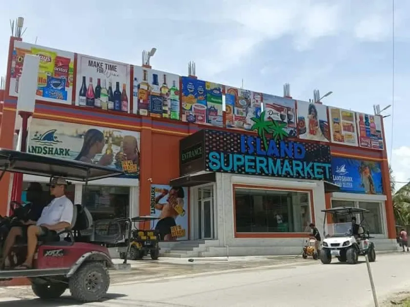 Belize: Two killed, two injured in targeted supermarket shooting in San Pedro