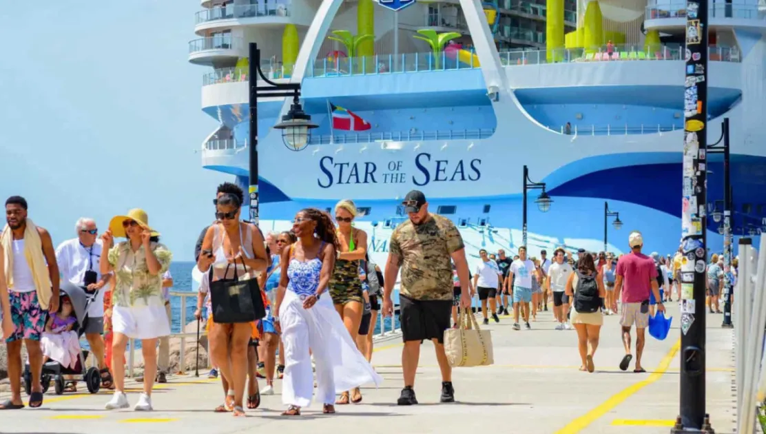 Star of the Seas brings more than 7,000 cruise visitors to St. Kitts